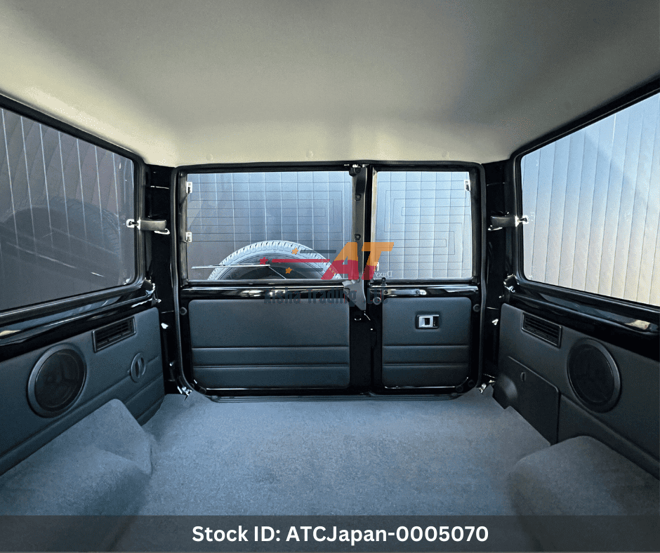 2025 Toyota Land Cruiser 70